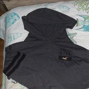 hooded cropped long sleeve